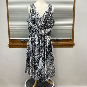 White House Black Market Patterned Sleeveless V-Neck Fit and Flare Midi Dress 14